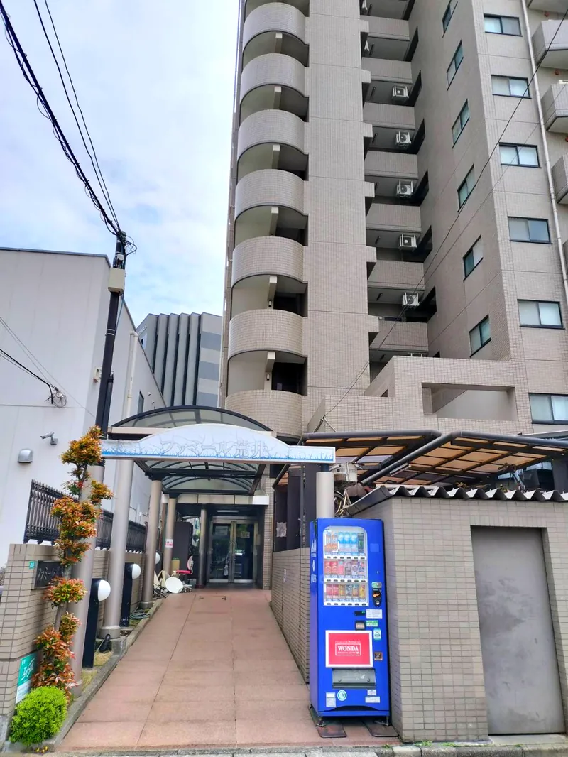 西葛西店が入るファミール荒井
